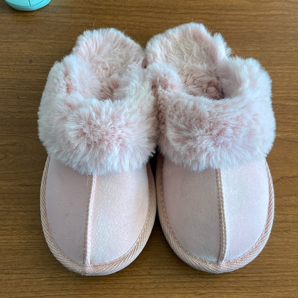 Cat & Jack Girl's Carmen Scuff Slippers-Size 13-Pink - Picture 2 of 4
